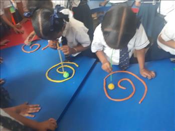 BALL MAZE ACTIVITY (UKG)